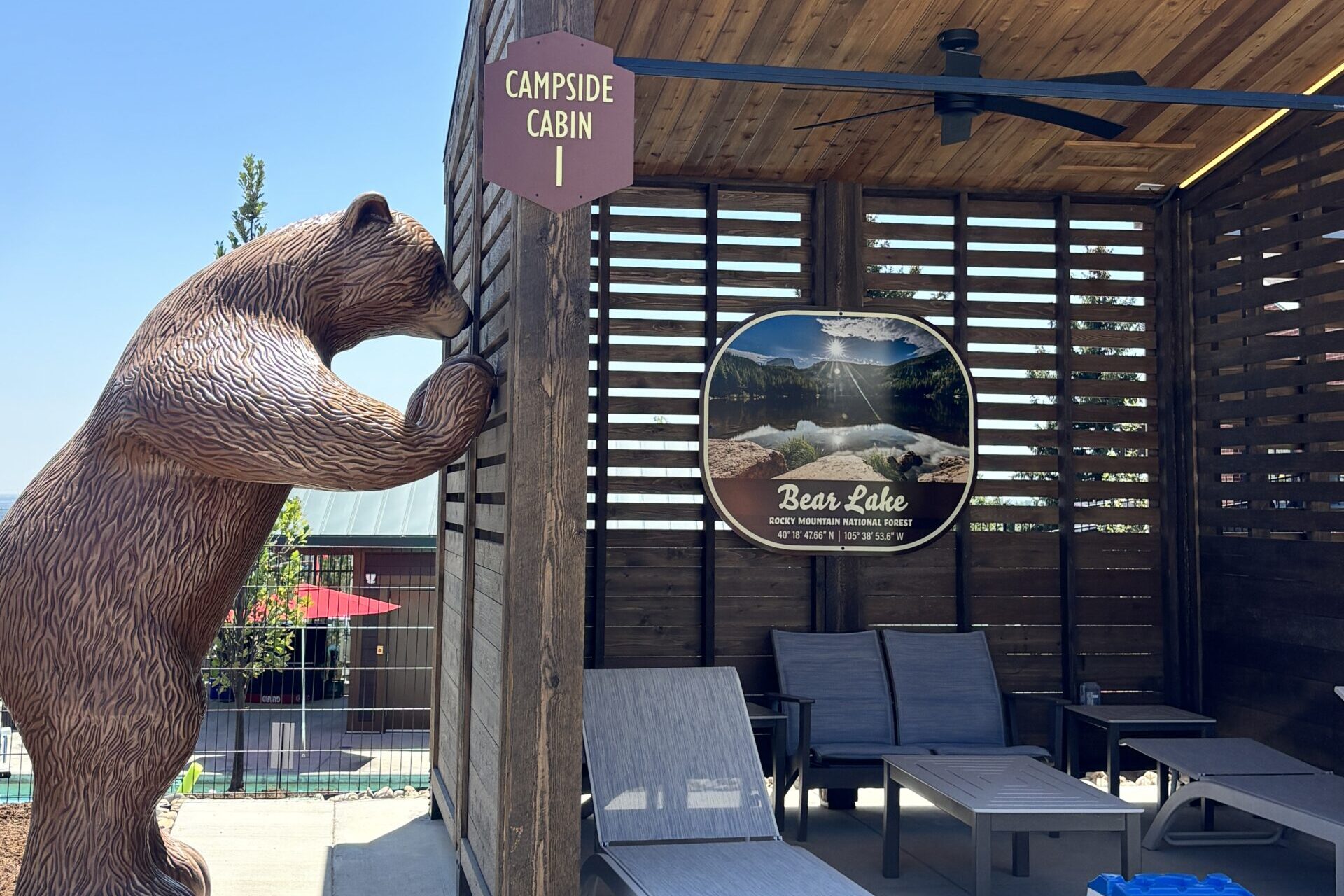 9 Cabanas feature Colorado Themes in Summit Canyon